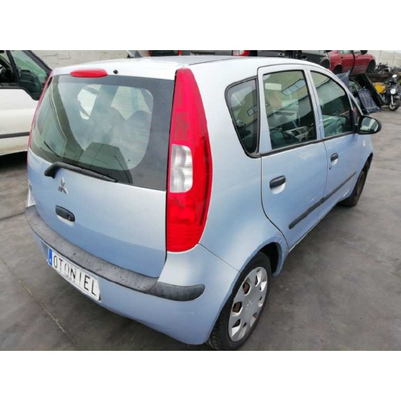 mitsubishi colt berlina 5 (z30a) del año 2005