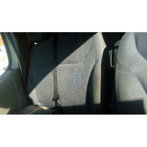 renault trafic combi (ab 4.01) del año 2005