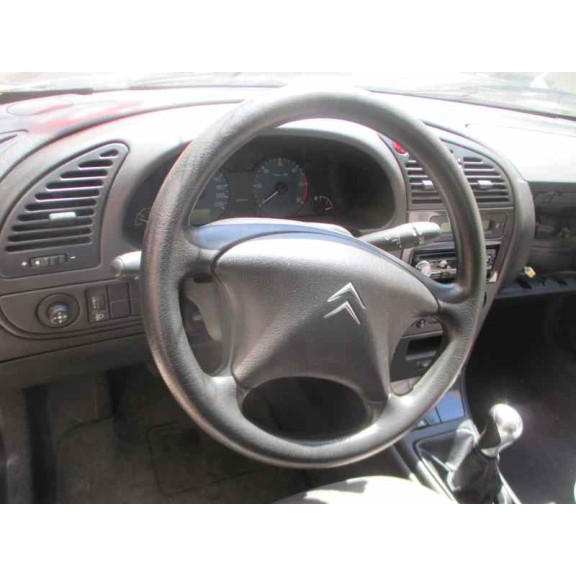 citroën xsara berlina del año 2003