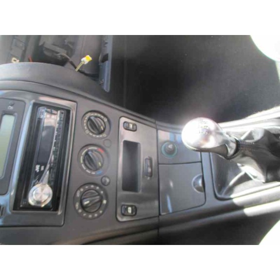 citroën xsara berlina del año 2003