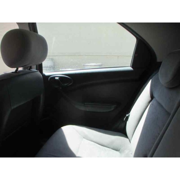 citroën xsara berlina del año 2003