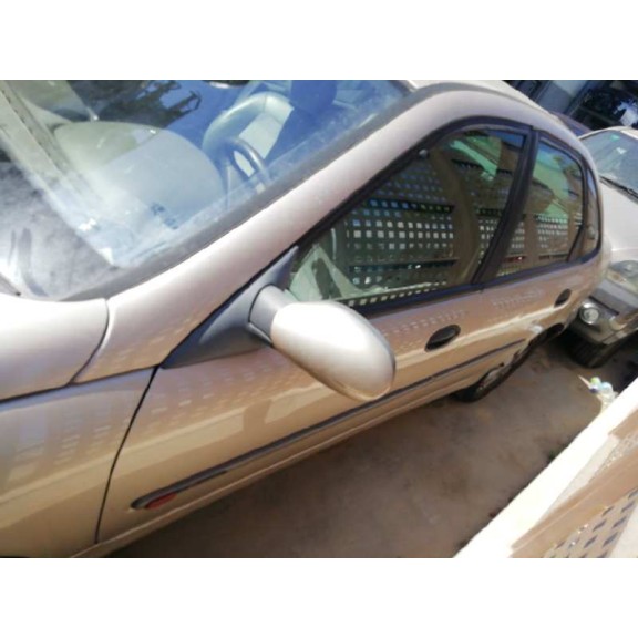 renault laguna (b56) del año 2000