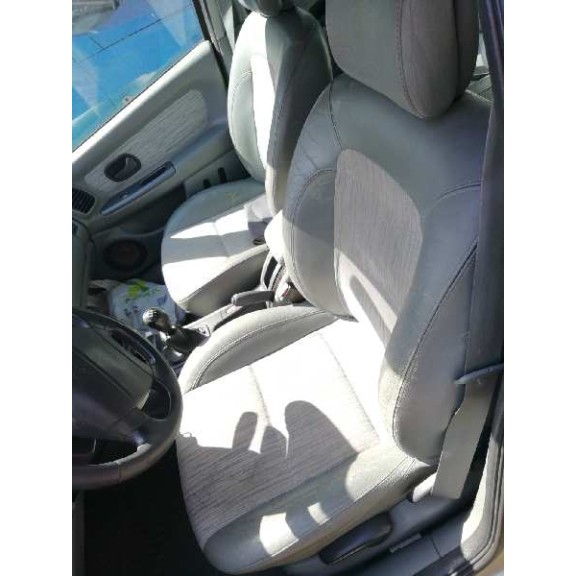 renault laguna (b56) del año 2000