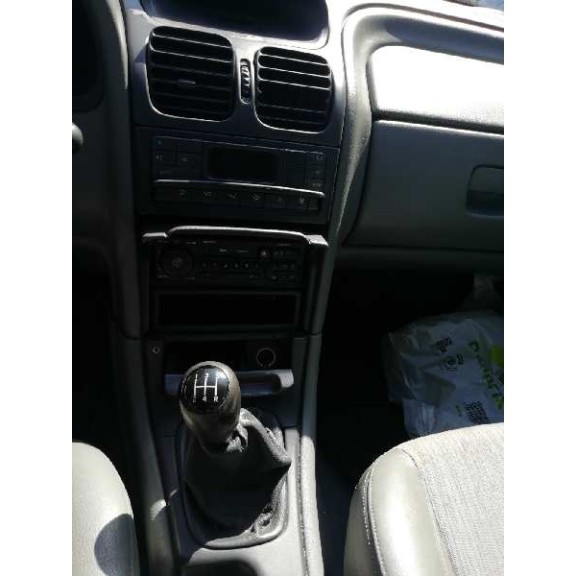 renault laguna (b56) del año 2000