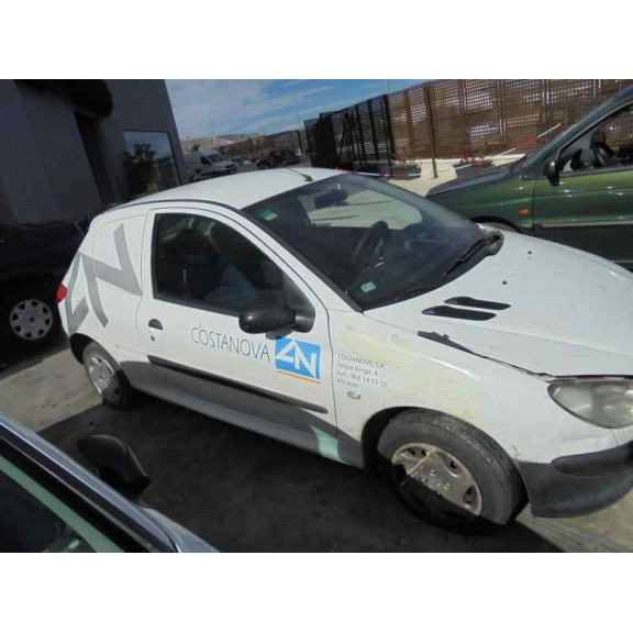 peugeot 206 berlina del año 2001