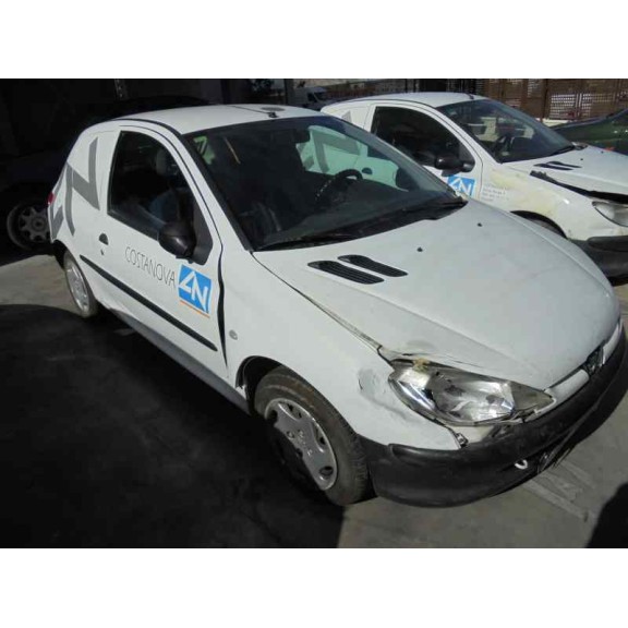 peugeot 206 berlina del año 2001