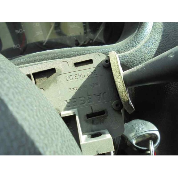 peugeot 206 berlina del año 2001