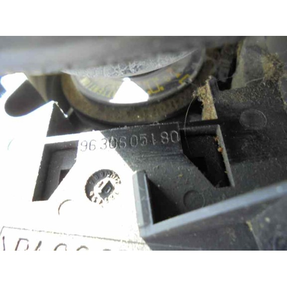 peugeot 206 berlina del año 2001