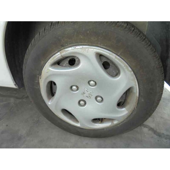 peugeot 206 berlina del año 2001