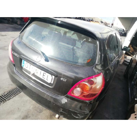 nissan almera (n16/e) del año 2004