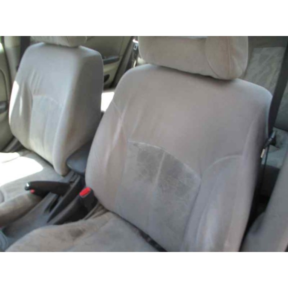 nissan almera (n16/e) del año 2000