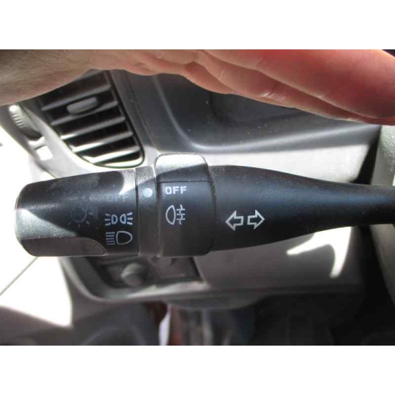 nissan almera (n16/e) del año 2000