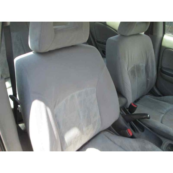 nissan almera (n16/e) del año 2000