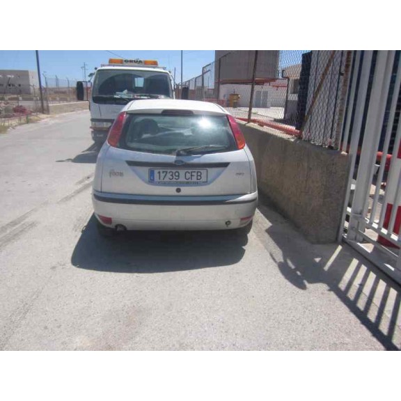 ford focus berlina (cak) del año 2003