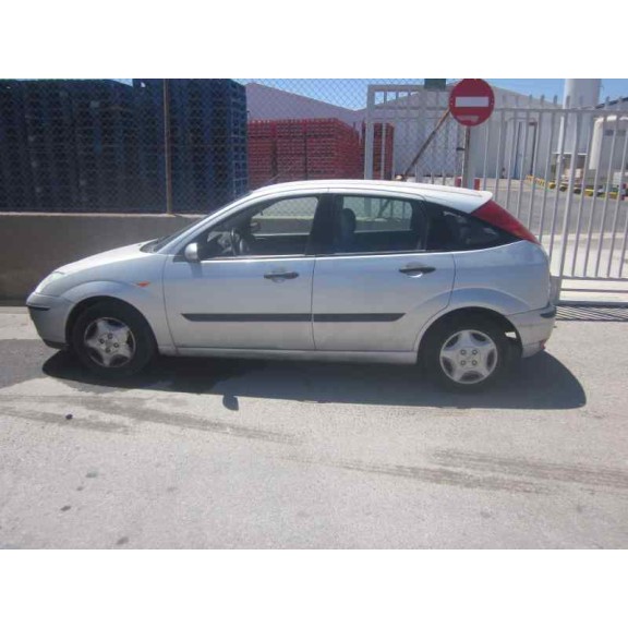 ford focus berlina (cak) del año 2003
