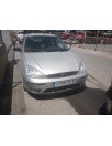 ford focus berlina (cak) del año 2003