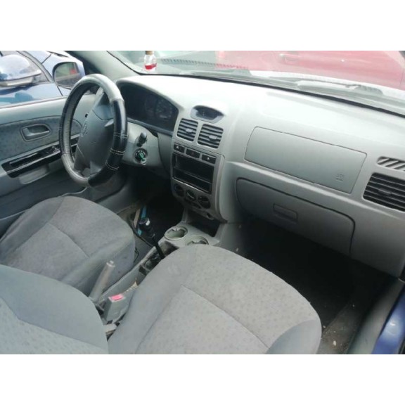 kia rio del año 2004