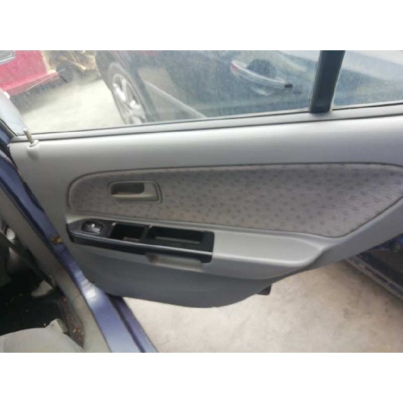 kia rio del año 2004