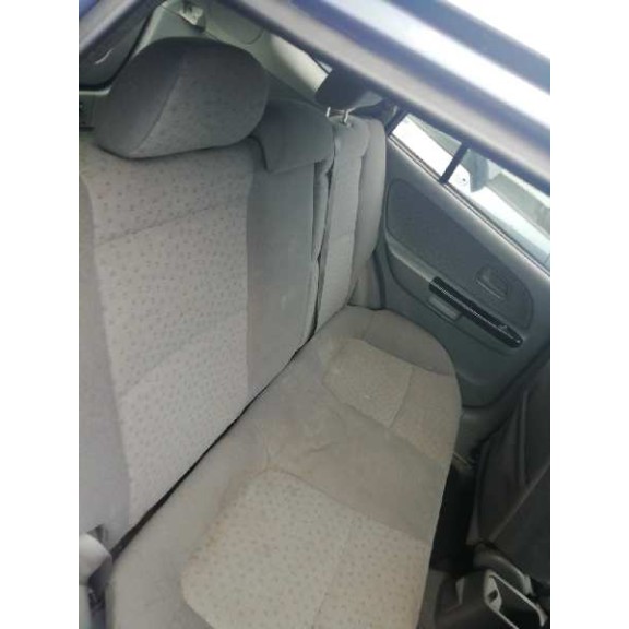 kia rio del año 2004