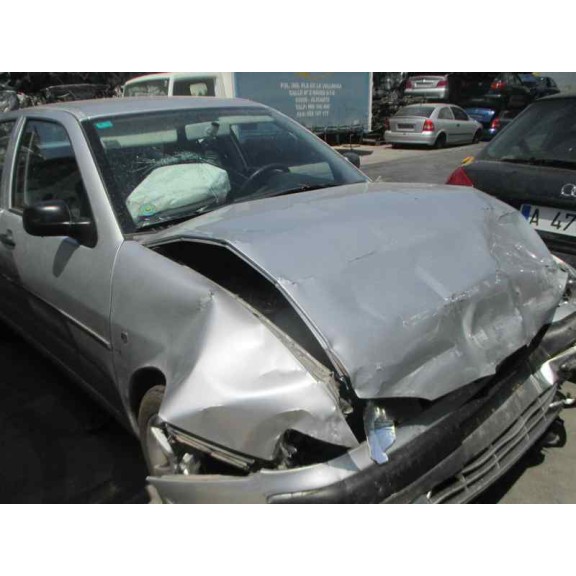 seat cordoba berlina (6k2) del año 2002