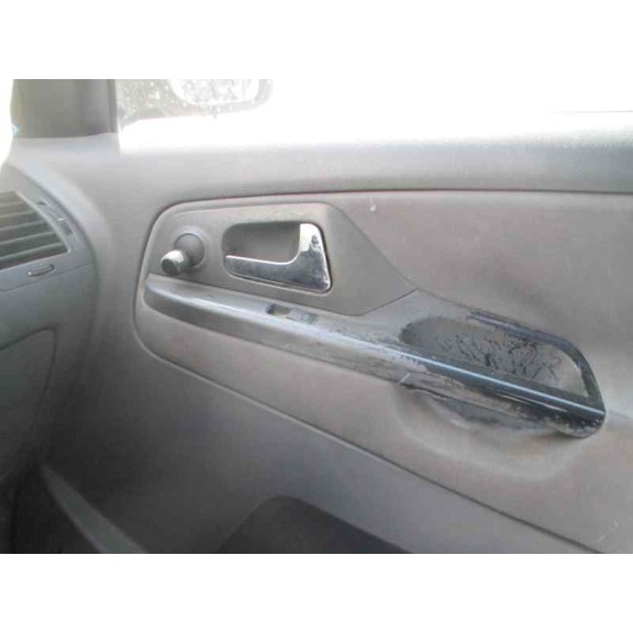 seat cordoba berlina (6k2) del año 2002