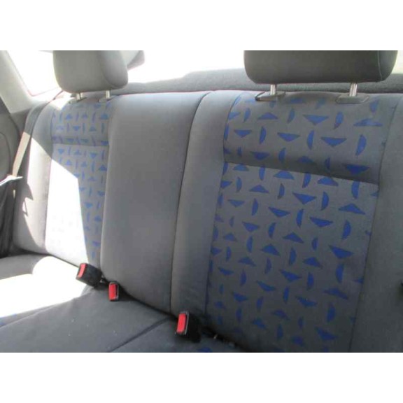 seat cordoba berlina (6k2) del año 2002