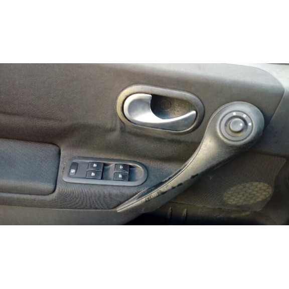 renault megane ii berlina 5p del año 2003