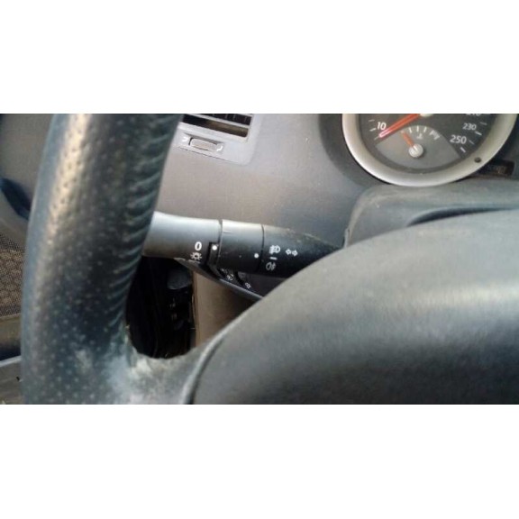 renault megane ii berlina 5p del año 2003