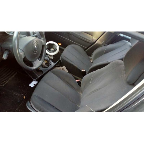 renault megane ii berlina 5p del año 2003