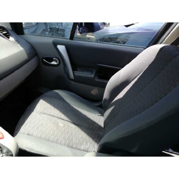 renault grand scenic del año 2007