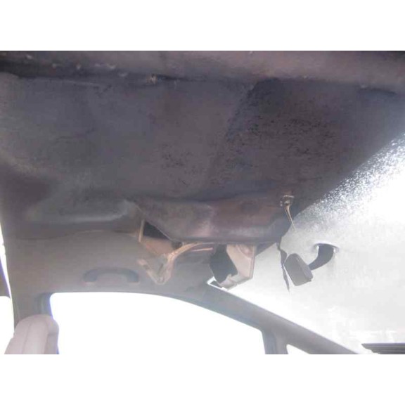 ford galaxy (vy) del año 2000