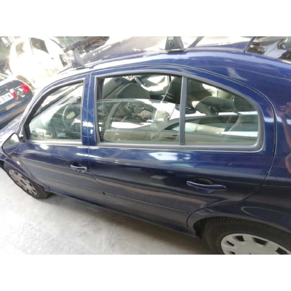 skoda octavia berlina (1u2) del año 2001