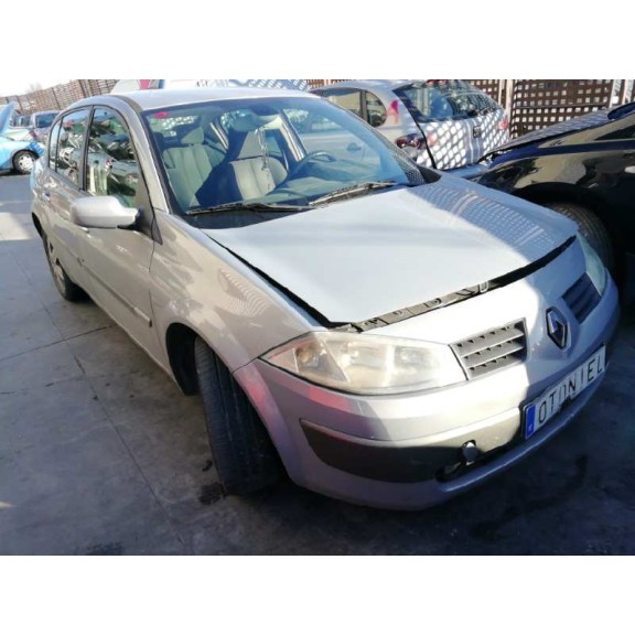 renault megane ii classic berlina del año 2004