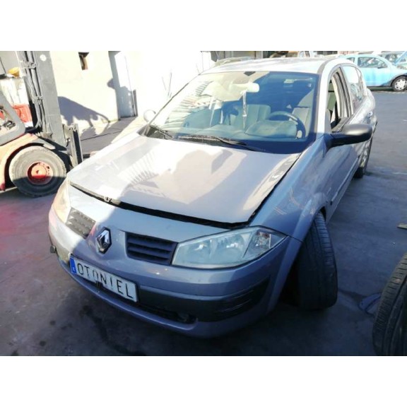 renault megane ii classic berlina del año 2004