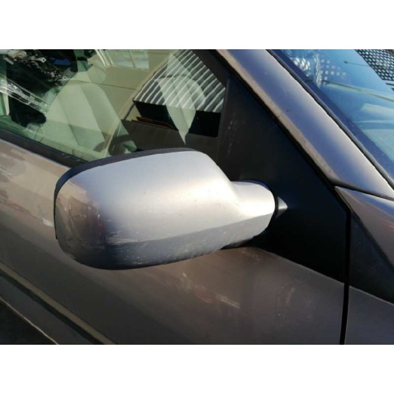 renault megane ii classic berlina del año 2004