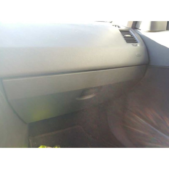 renault megane ii classic berlina del año 2004