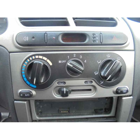 daewoo lanos del año 2001