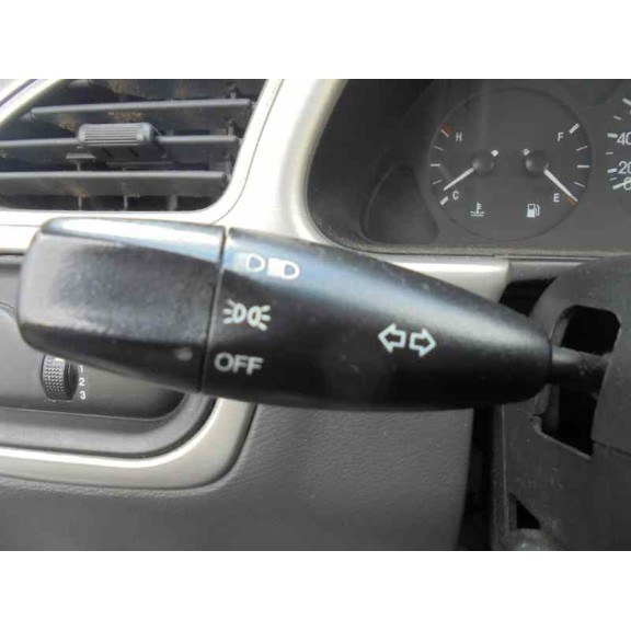 daewoo lanos del año 2001