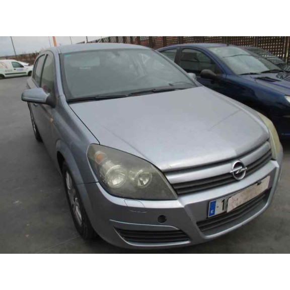 opel astra h berlina del año 2005