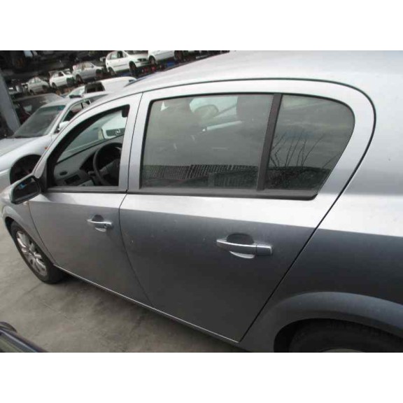 opel astra h berlina del año 2005