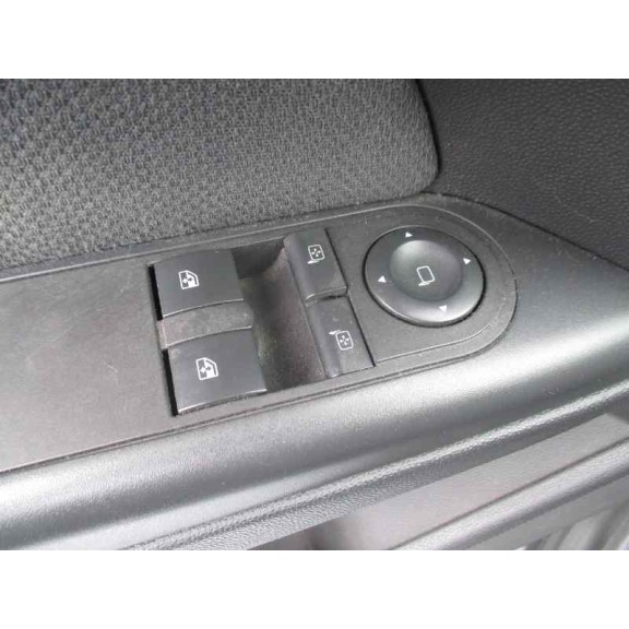 opel astra h berlina del año 2005