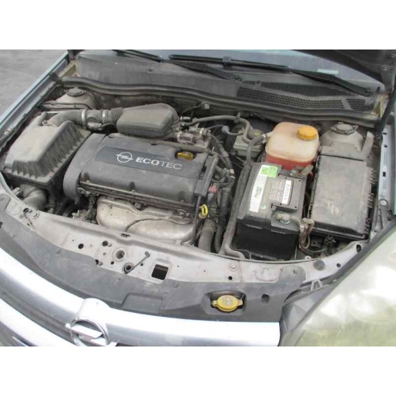 opel astra h berlina del año 2005