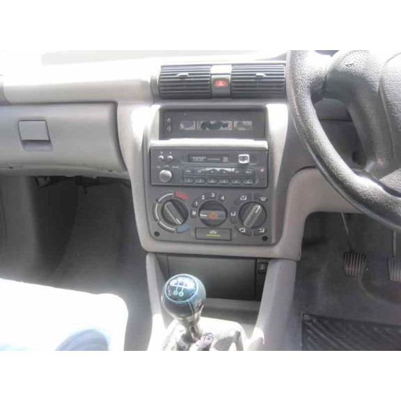 opel astra f berlina del año 1996