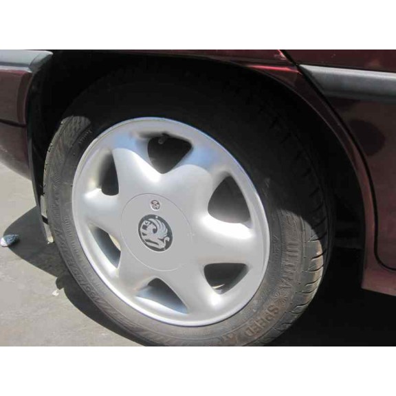 opel astra f berlina del año 1996