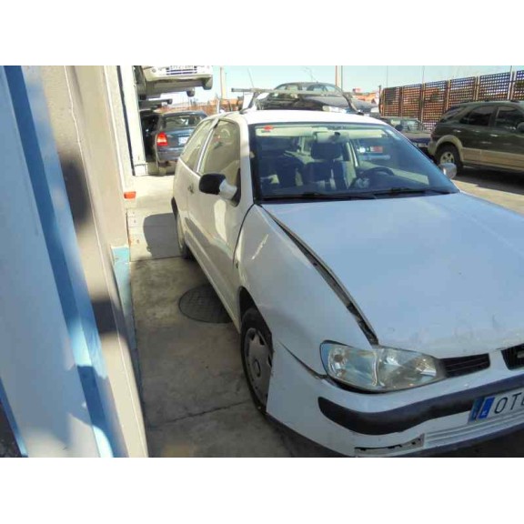 seat ibiza (6k1) del año 2001