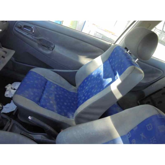 seat ibiza (6k1) del año 2001