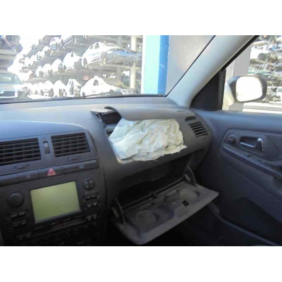 seat ibiza (6k1) del año 2001