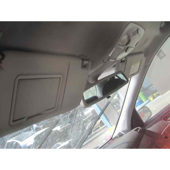 mercedes-benz clase c (w203) berlina del año 2004