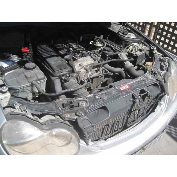 mercedes-benz clase c (w203) berlina del año 2004