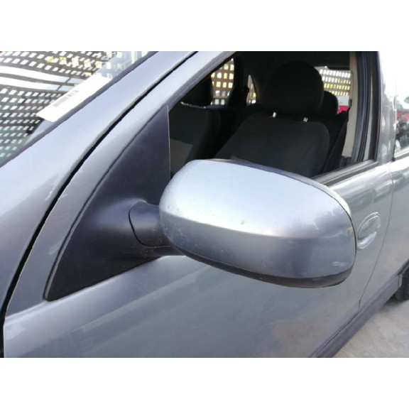 opel corsa c del año 2004